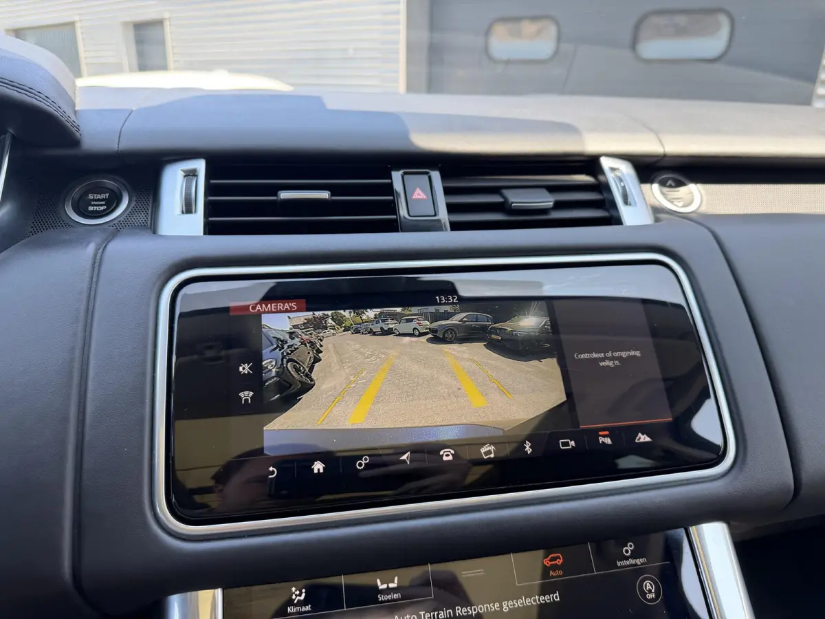 4.4 SDV8 HSE Dynamic | Panoramadak | Camera | Head-Up Display | Meridan | Elektrische Achterklep |