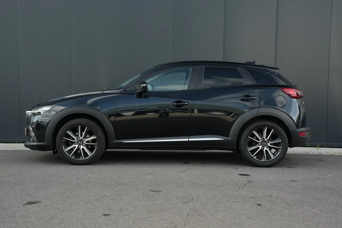 2.0 SkyActiv-G 120 GT-M | HUD | Camera | Leder | Bose | Navi |