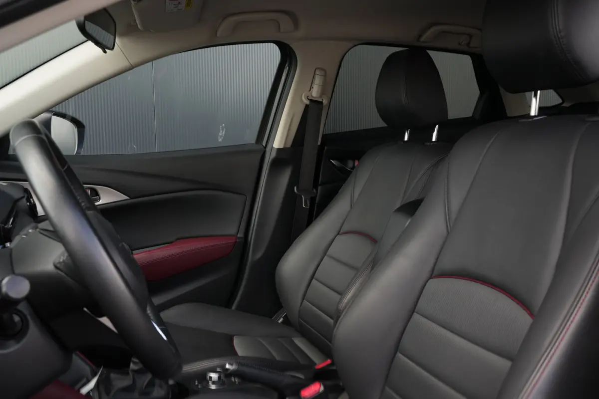 2.0 SkyActiv-G 120 GT-M | HUD | Camera | Leder | Bose | Navi |