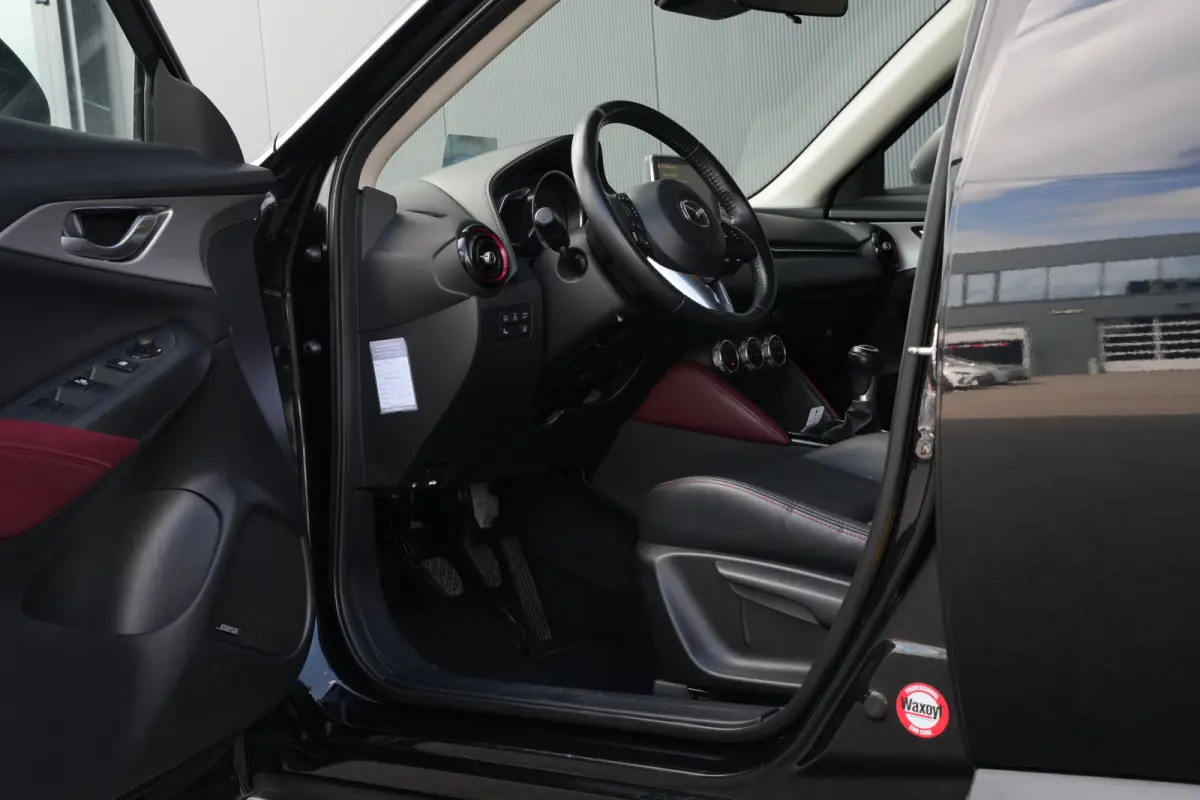 2.0 SkyActiv-G 120 GT-M | HUD | Camera | Leder | Bose | Navi |