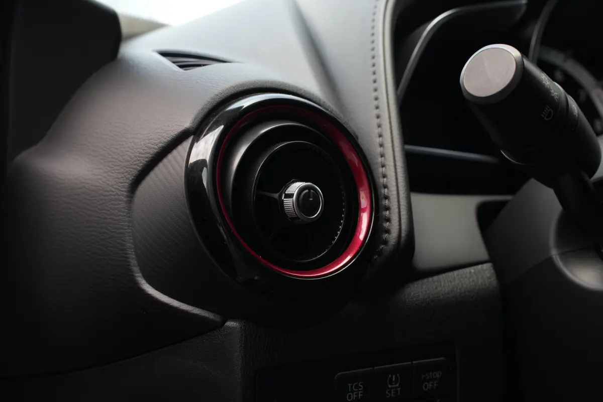 2.0 SkyActiv-G 120 GT-M | HUD | Camera | Leder | Bose | Navi |