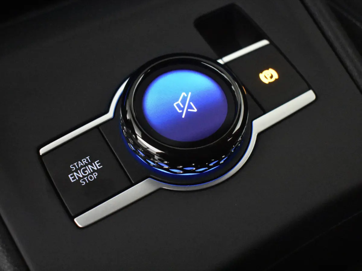 Life Edition - eHybrid | 'App-Connect' draadloze smartphone integratie | Achteruitrijcamera (Rear View) | Automatische afstandsregeling (Adaptive Cruise Control)