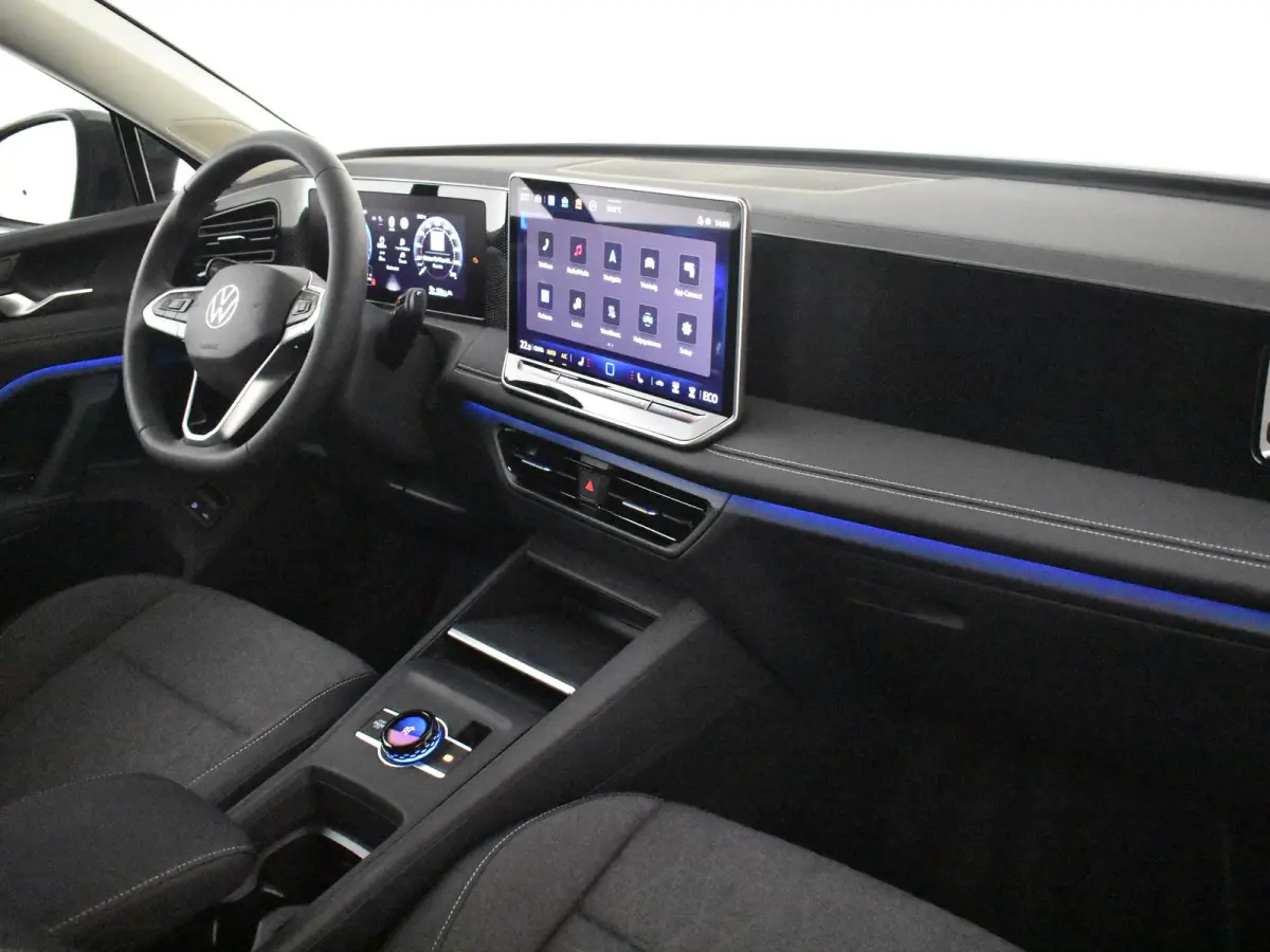 Life Edition - eHybrid | 'App-Connect' draadloze smartphone integratie | Achteruitrijcamera (Rear View) | Automatische afstandsregeling (Adaptive Cruise Control)