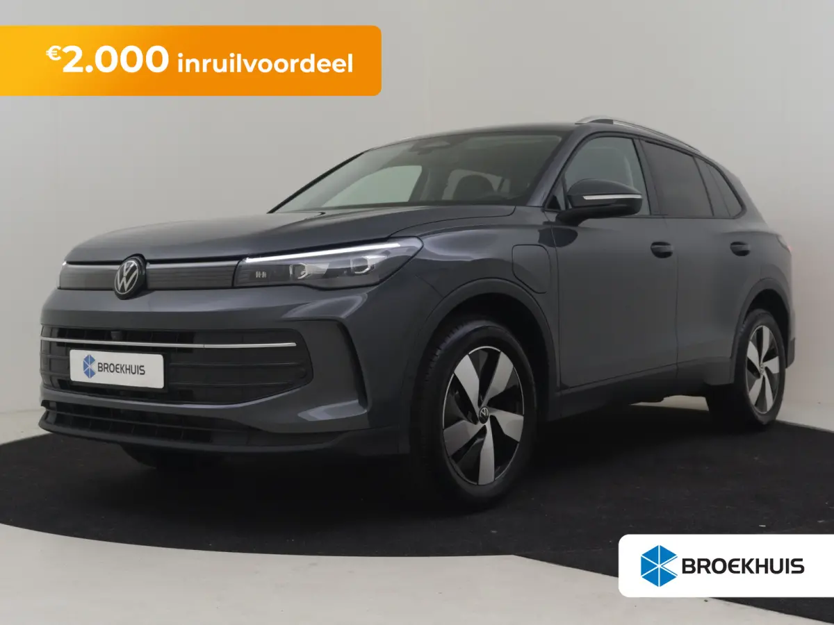 Life Edition - eHybrid | 'App-Connect' draadloze smartphone integratie | Achteruitrijcamera (Rear View) | Automatische afstandsregeling (Adaptive Cruise Control)
