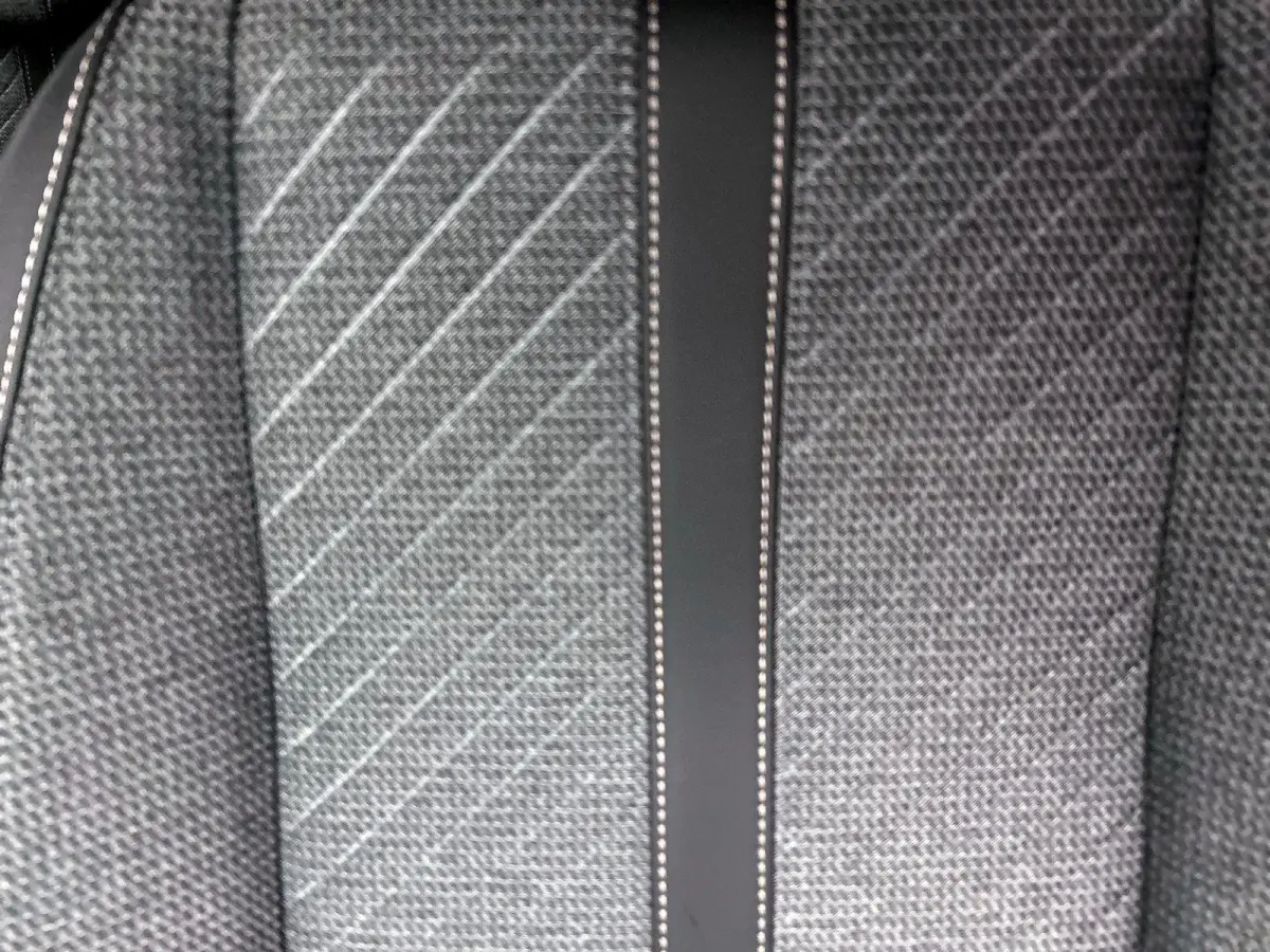 1.2 Hybrid Allure 145pk Automaat | Navigatie | Camera | Parkeersensoren | LED | Lichtmetalen velgen | Climate control | Adaptive cruise control |