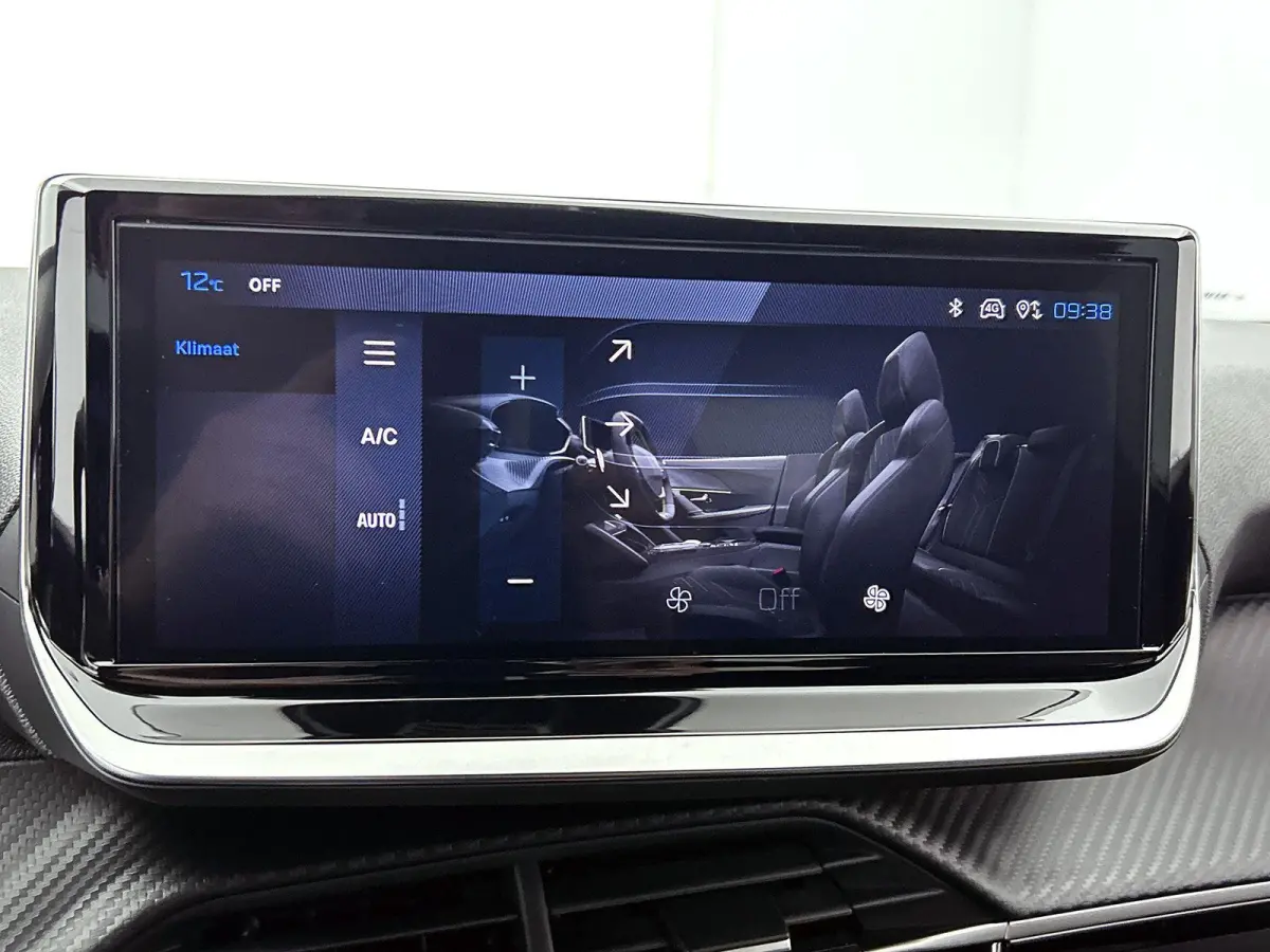 1.2 Hybrid Allure 145pk Automaat | Navigatie | Camera | Parkeersensoren | LED | Lichtmetalen velgen | Climate control | Adaptive cruise control |