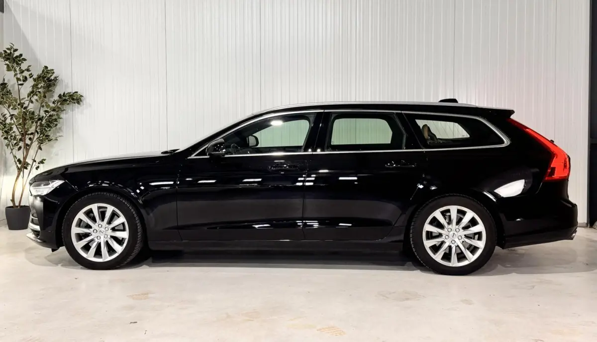 2.0 T5 90th Anniversary Edition|KEYLESS|CAMERA