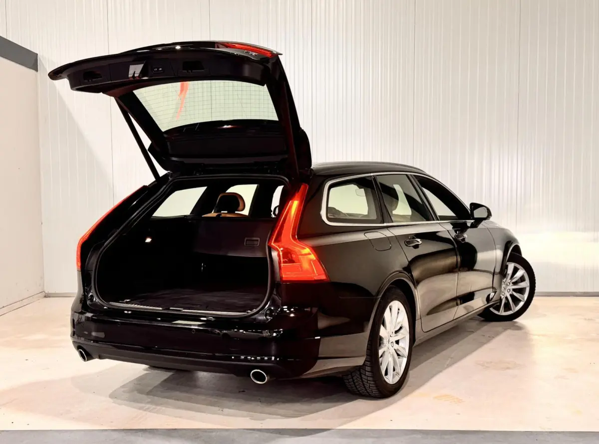 2.0 T5 90th Anniversary Edition|KEYLESS|CAMERA