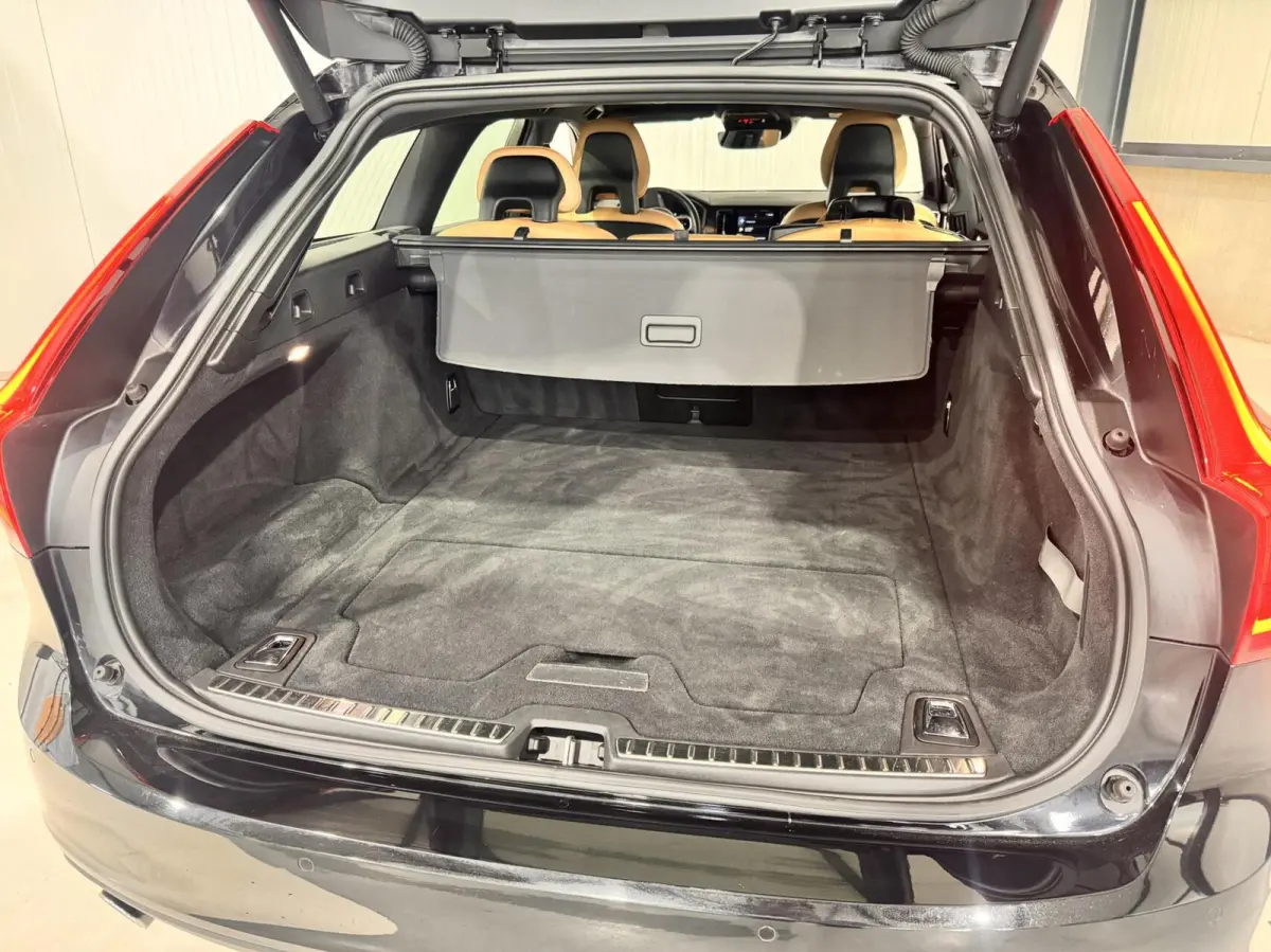 2.0 T5 90th Anniversary Edition|KEYLESS|CAMERA