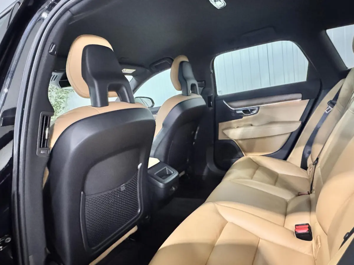 2.0 T5 90th Anniversary Edition|KEYLESS|CAMERA