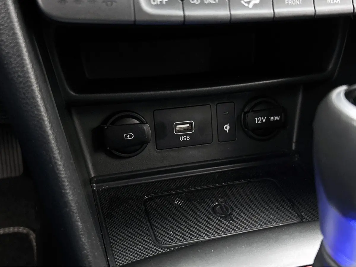1.6 GDI HEV Premium 105 PK | Automaat | Achteruitrij Camera | Climate Control | Cruise Control | Apple Carplay | Android Auto | Lichtmetalen Velgen |