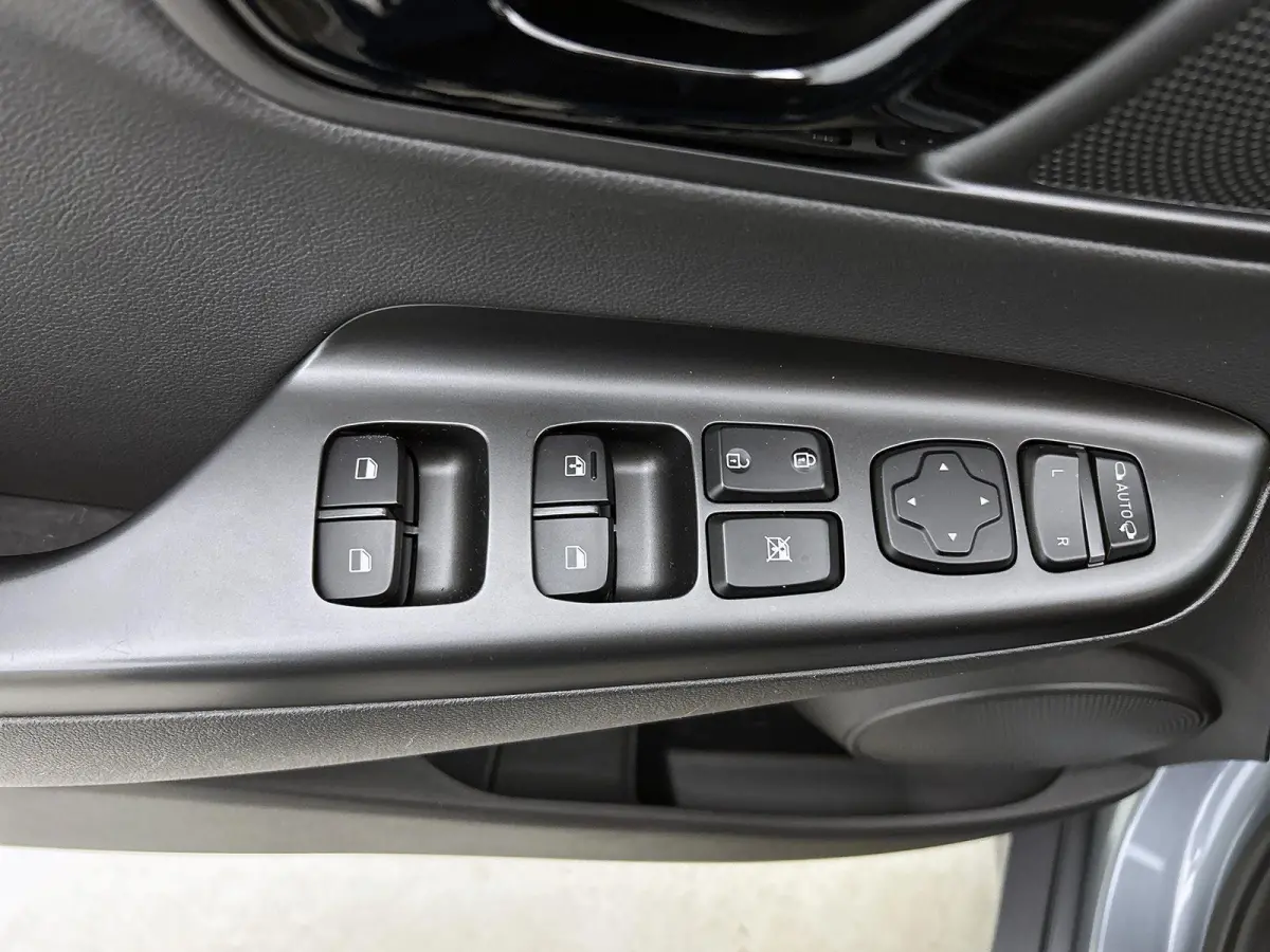 1.6 GDI HEV Premium 105 PK | Automaat | Achteruitrij Camera | Climate Control | Cruise Control | Apple Carplay | Android Auto | Lichtmetalen Velgen |