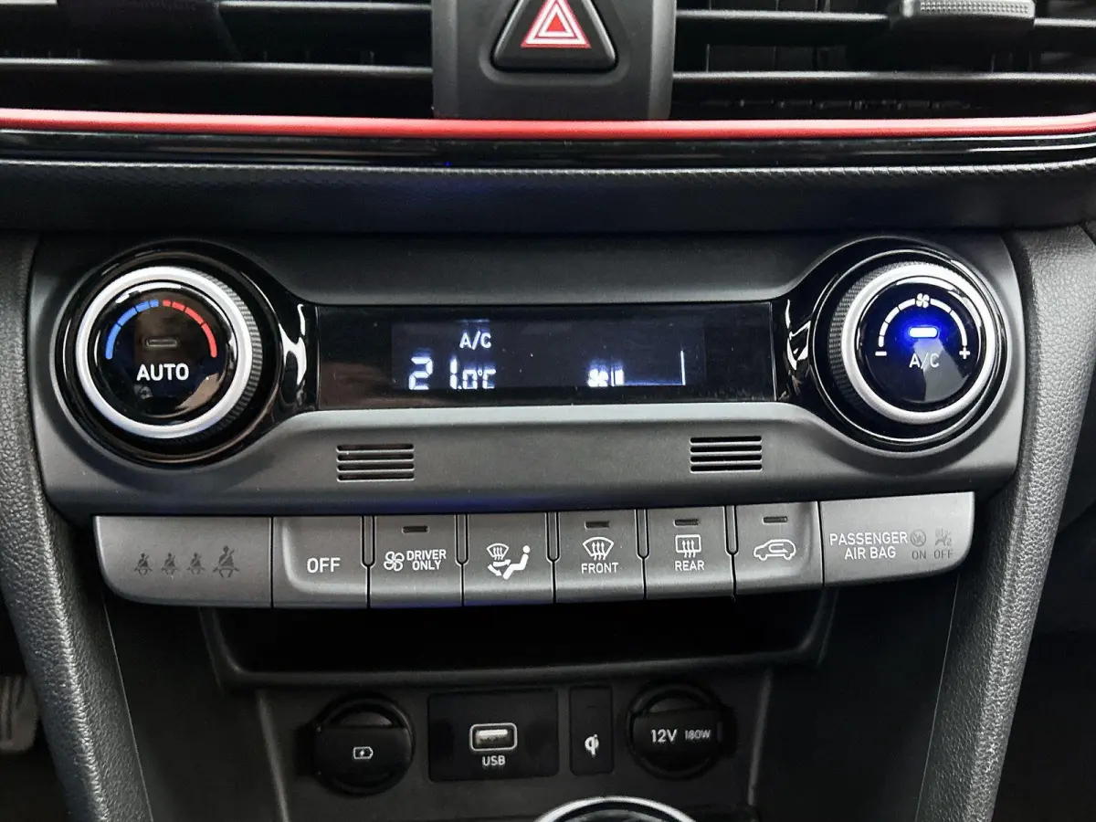 1.6 GDI HEV Premium 105 PK | Automaat | Achteruitrij Camera | Climate Control | Cruise Control | Apple Carplay | Android Auto | Lichtmetalen Velgen |