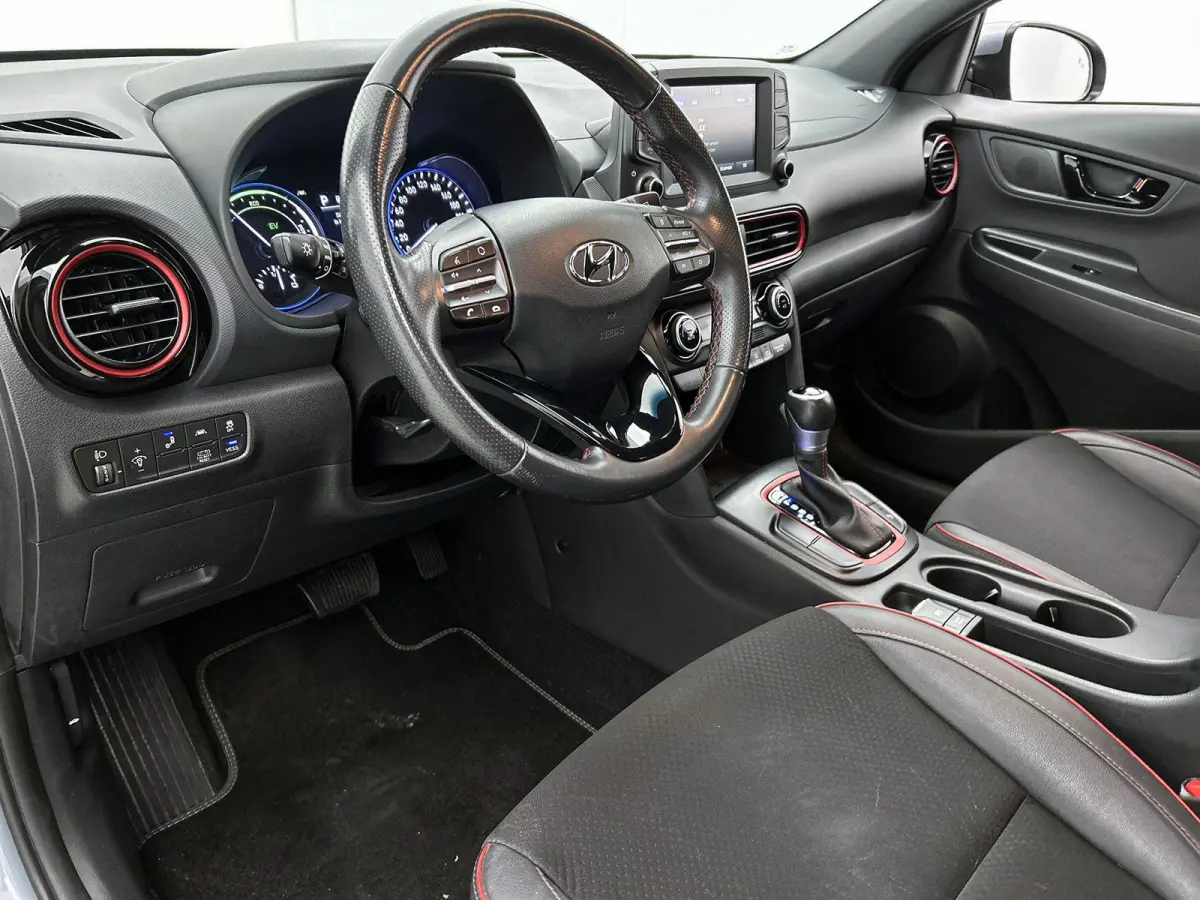 1.6 GDI HEV Premium 105 PK | Automaat | Achteruitrij Camera | Climate Control | Cruise Control | Apple Carplay | Android Auto | Lichtmetalen Velgen |