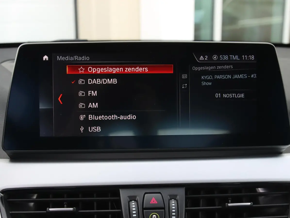 xDrive25e High Executive | 94% SOH | Sportstoelen | Apple Carplay