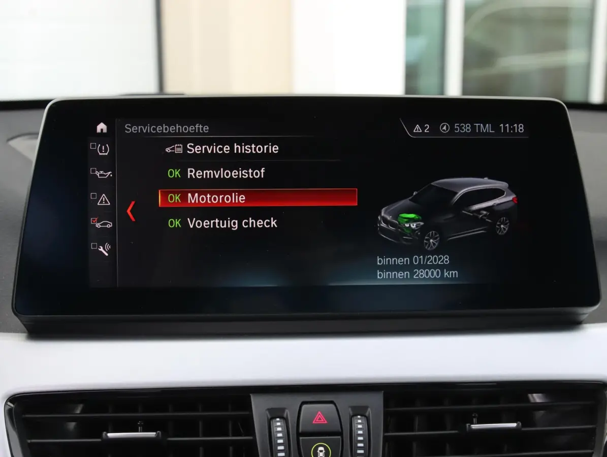 xDrive25e High Executive | 94% SOH | Sportstoelen | Apple Carplay