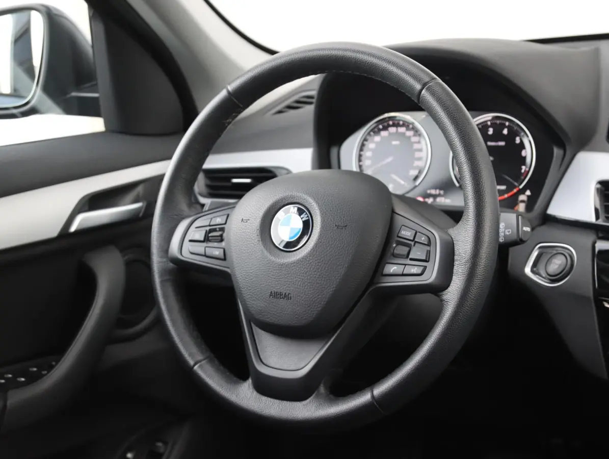 xDrive25e High Executive | 94% SOH | Sportstoelen | Apple Carplay