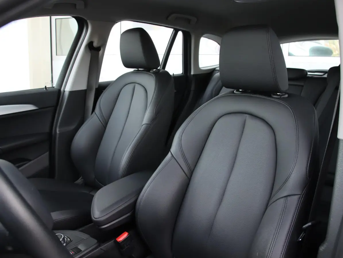xDrive25e High Executive | 94% SOH | Sportstoelen | Apple Carplay