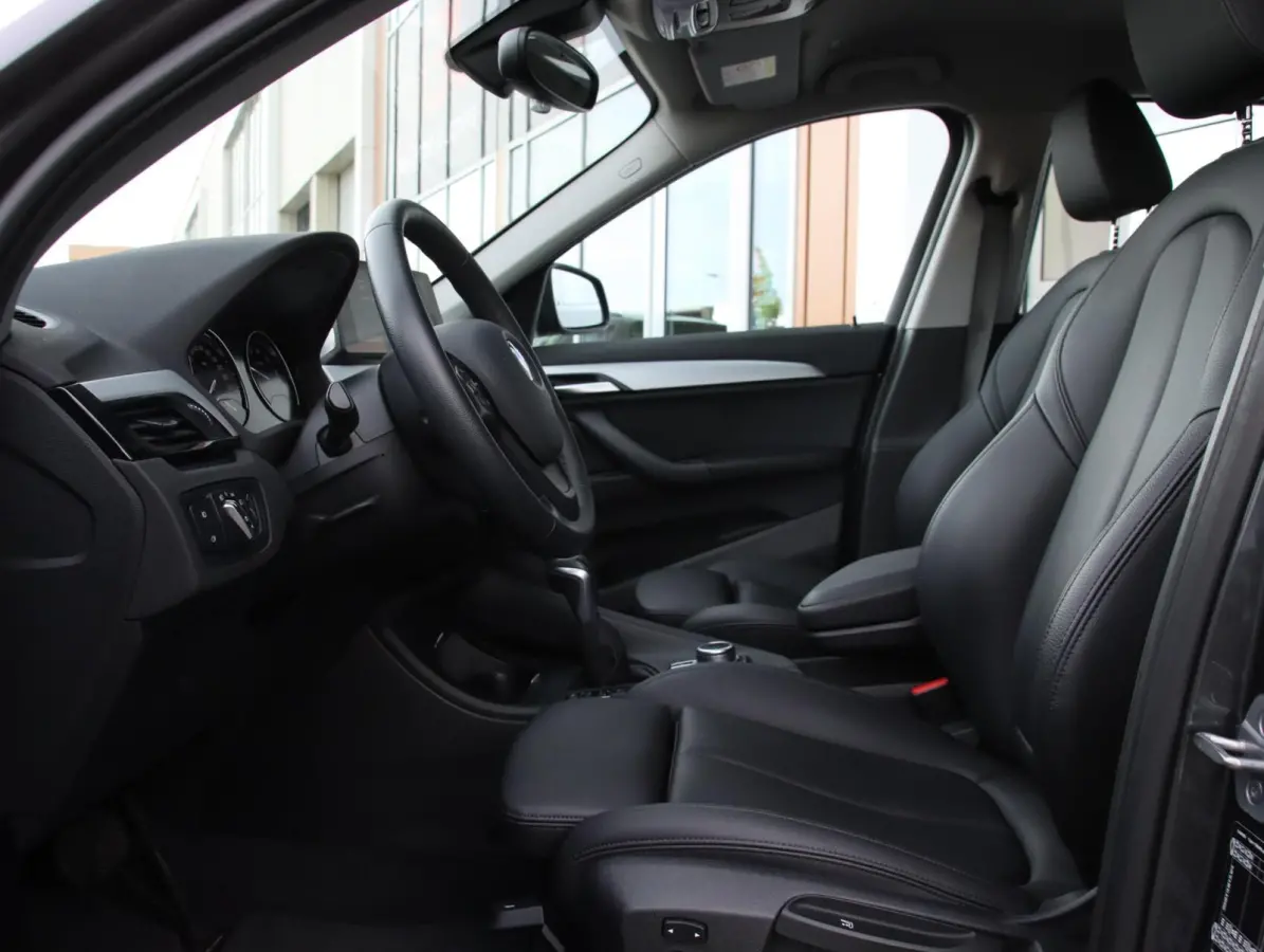 xDrive25e High Executive | 94% SOH | Sportstoelen | Apple Carplay