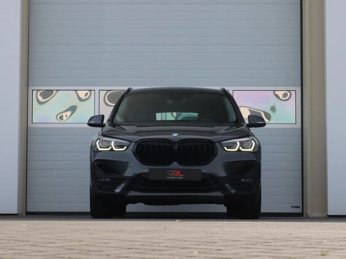 xDrive25e High Executive | 94% SOH | Sportstoelen | Apple Carplay