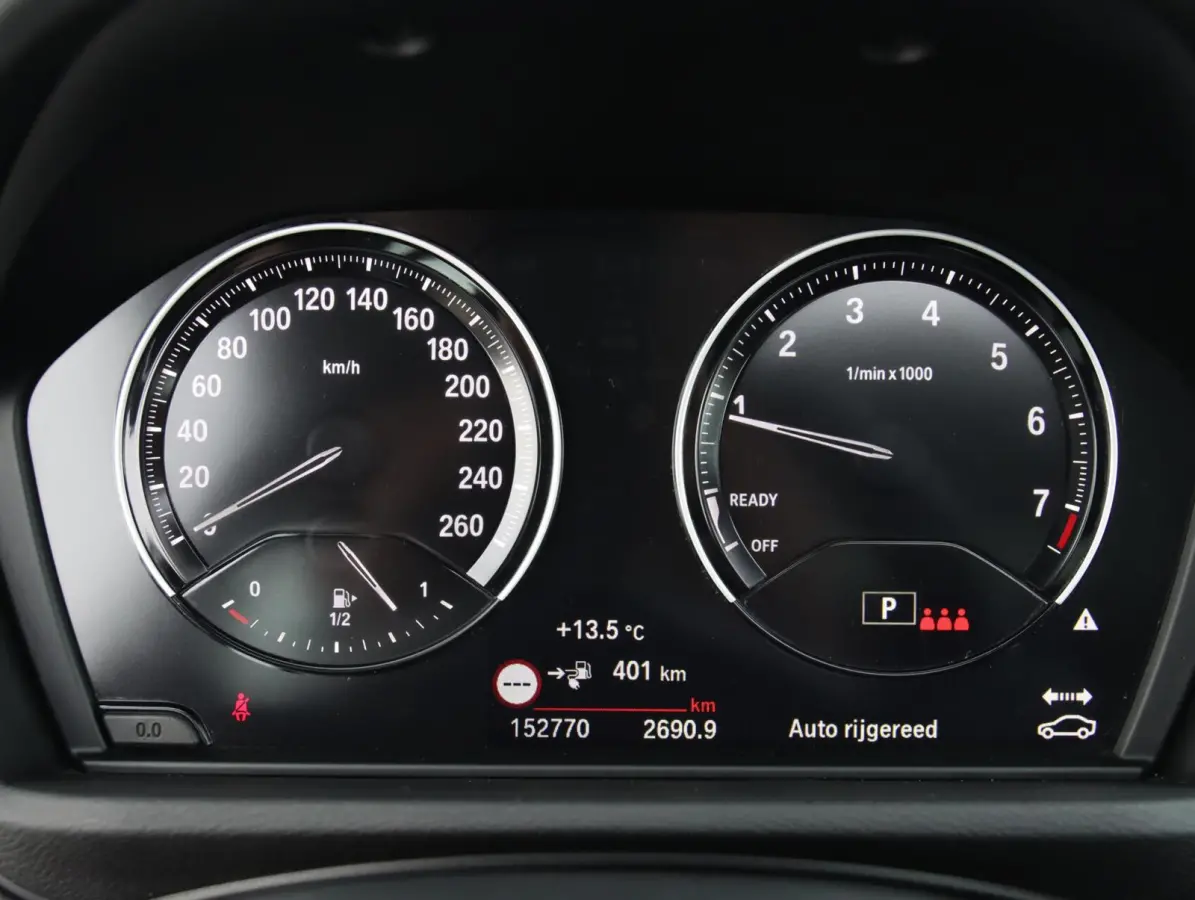xDrive25e High Executive | SOH 91% | Trekhaak | Panoramadak