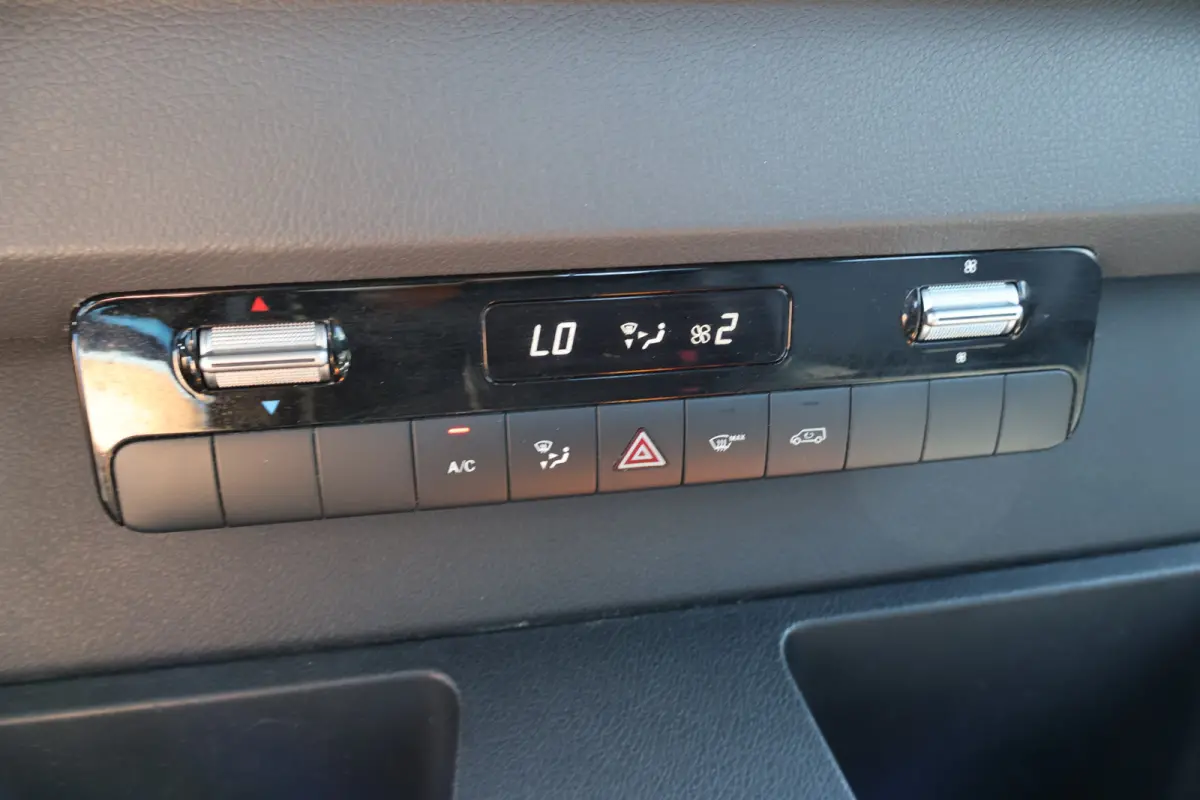 314 CDI Open Laadbak DC Automaat 3.5T Trekhaak