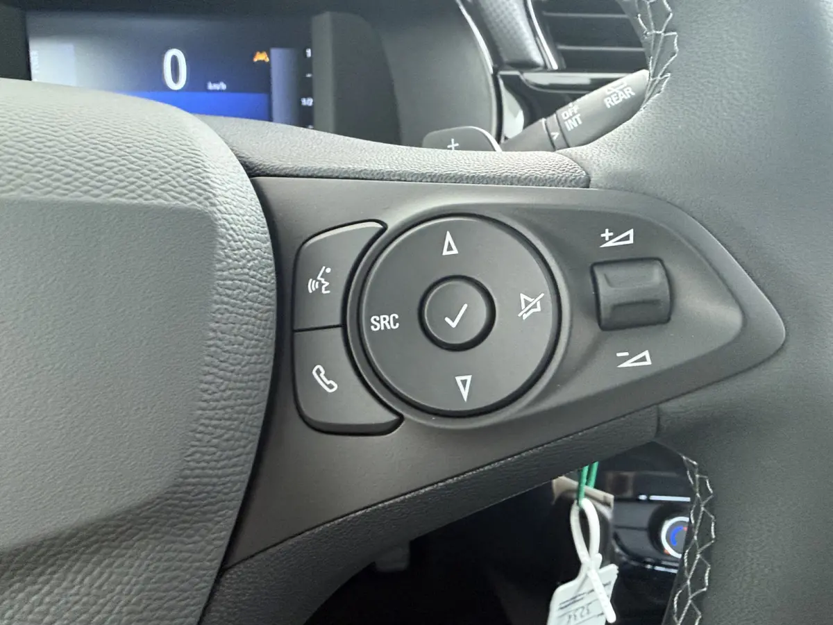 1.2 Turbo Hybrid Edition | VAN 30.664 VOOR 24.900,-! | ND | Dode hoek waarschuwing | Draadloze Apple Carplay en Android Auto | LED koplampen met LED dagrijverlichting | Voorraadvoordeel !