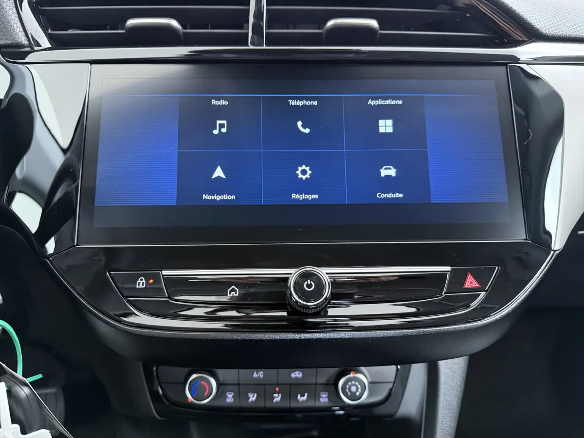 1.2 Turbo Hybrid Edition | VAN 30.664 VOOR 24.900,-! | ND | Dode hoek waarschuwing | Draadloze Apple Carplay en Android Auto | LED koplampen met LED dagrijverlichting | Voorraadvoordeel !