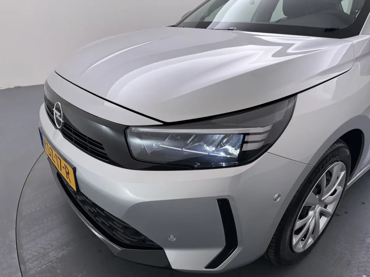 1.2 Turbo Hybrid Edition | VAN 30.664 VOOR 24.900,-! | ND | Dode hoek waarschuwing | Draadloze Apple Carplay en Android Auto | LED koplampen met LED dagrijverlichting | Voorraadvoordeel !