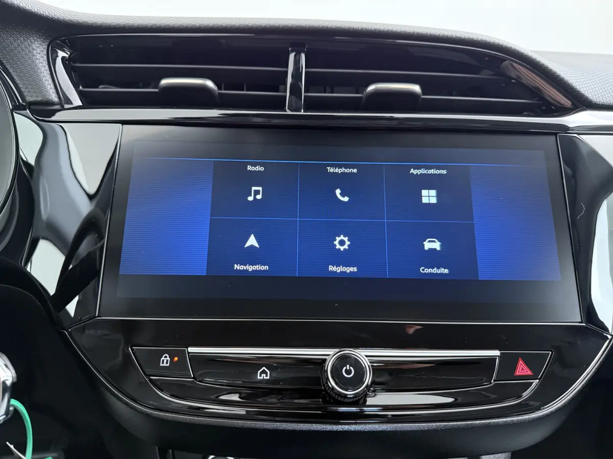 1.2 Turbo Hybrid Edition | VAN 30.664 VOOR 24.900,-! | ND | Dode hoek waarschuwing | Draadloze Apple Carplay en Android Auto | LED koplampen met LED dagrijverlichting | Voorraadvoordeel !