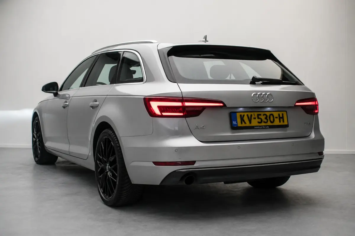 1.4 TFSI Sport Edition Aut NL-auto [ Full LED Dynamisch Knipperlicht 19 Inch Elektrische Klep S Line Look ]