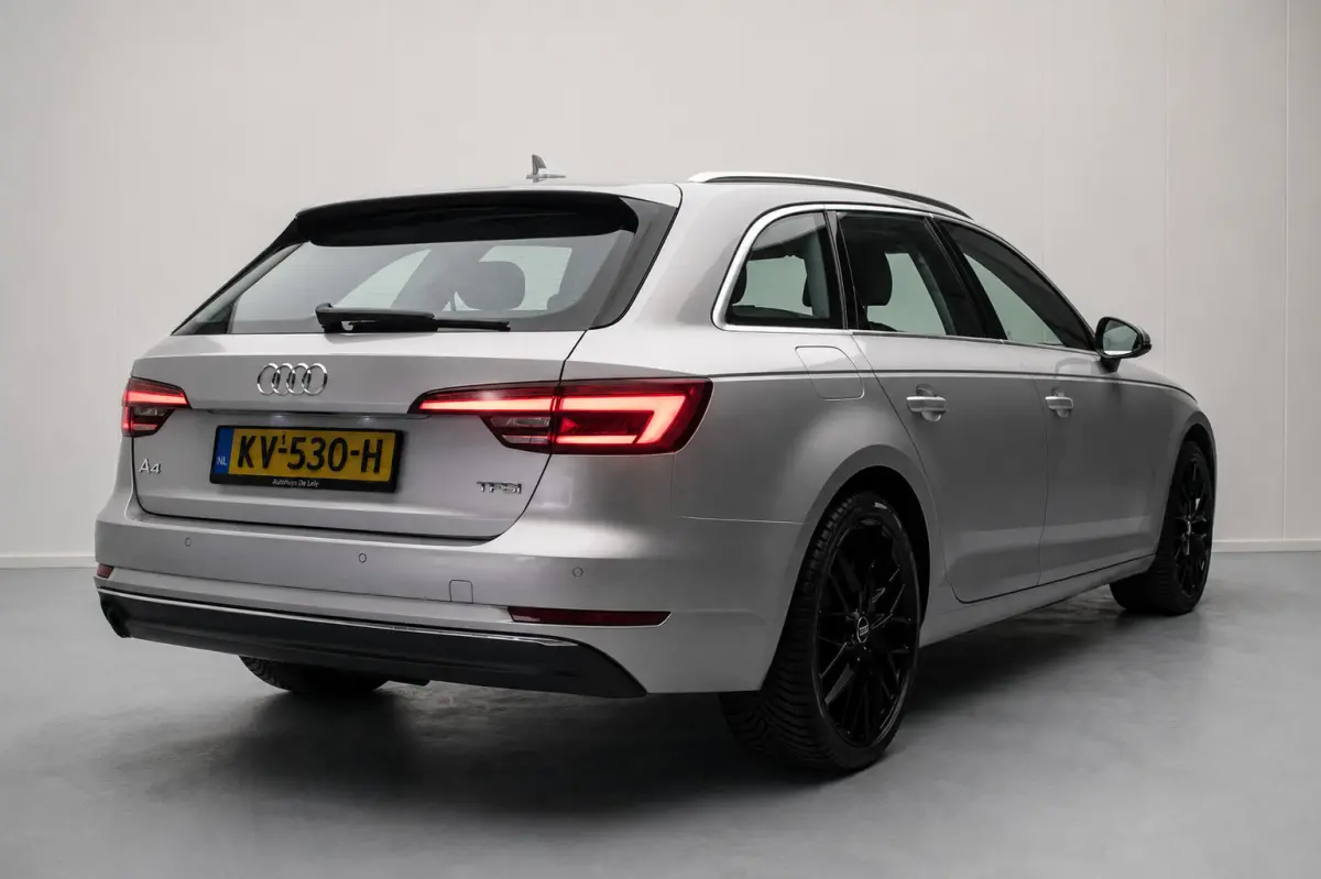 1.4 TFSI Sport Edition Aut NL-auto [ Full LED Dynamisch Knipperlicht 19 Inch Elektrische Klep S Line Look ]