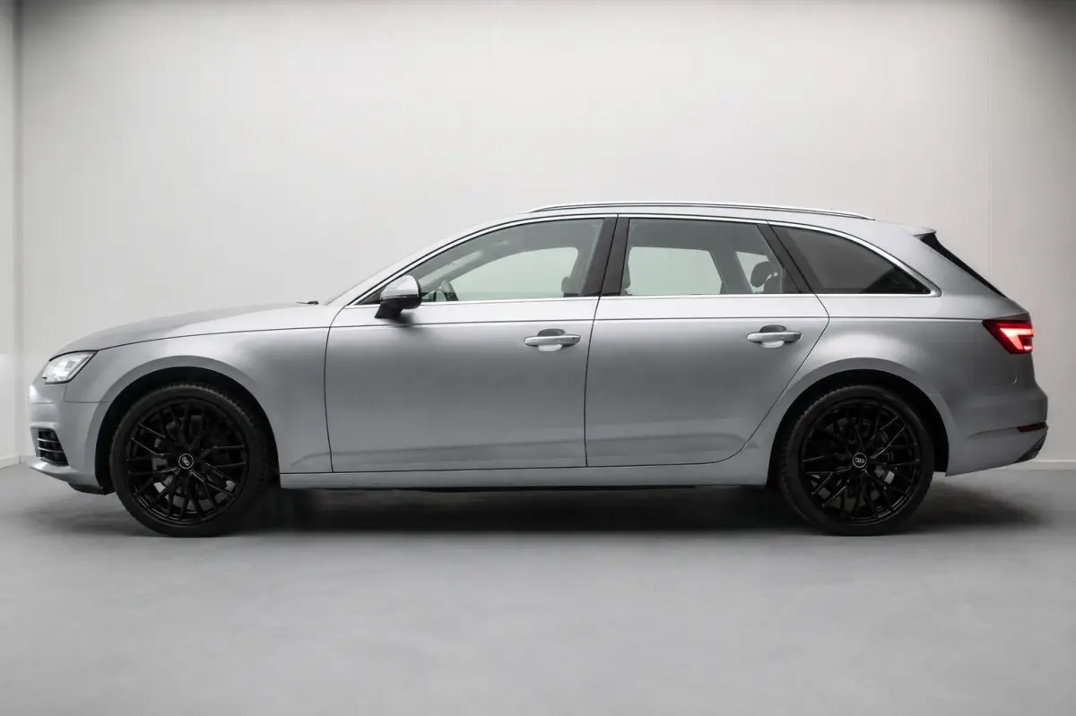 1.4 TFSI Sport Edition Aut NL-auto [ Full LED Dynamisch Knipperlicht 19 Inch Elektrische Klep S Line Look ]