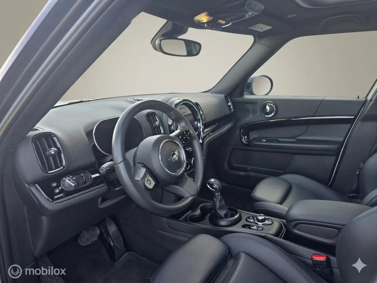 1.5 Cooper SE ALL4 pano/leder/camera/blackp
