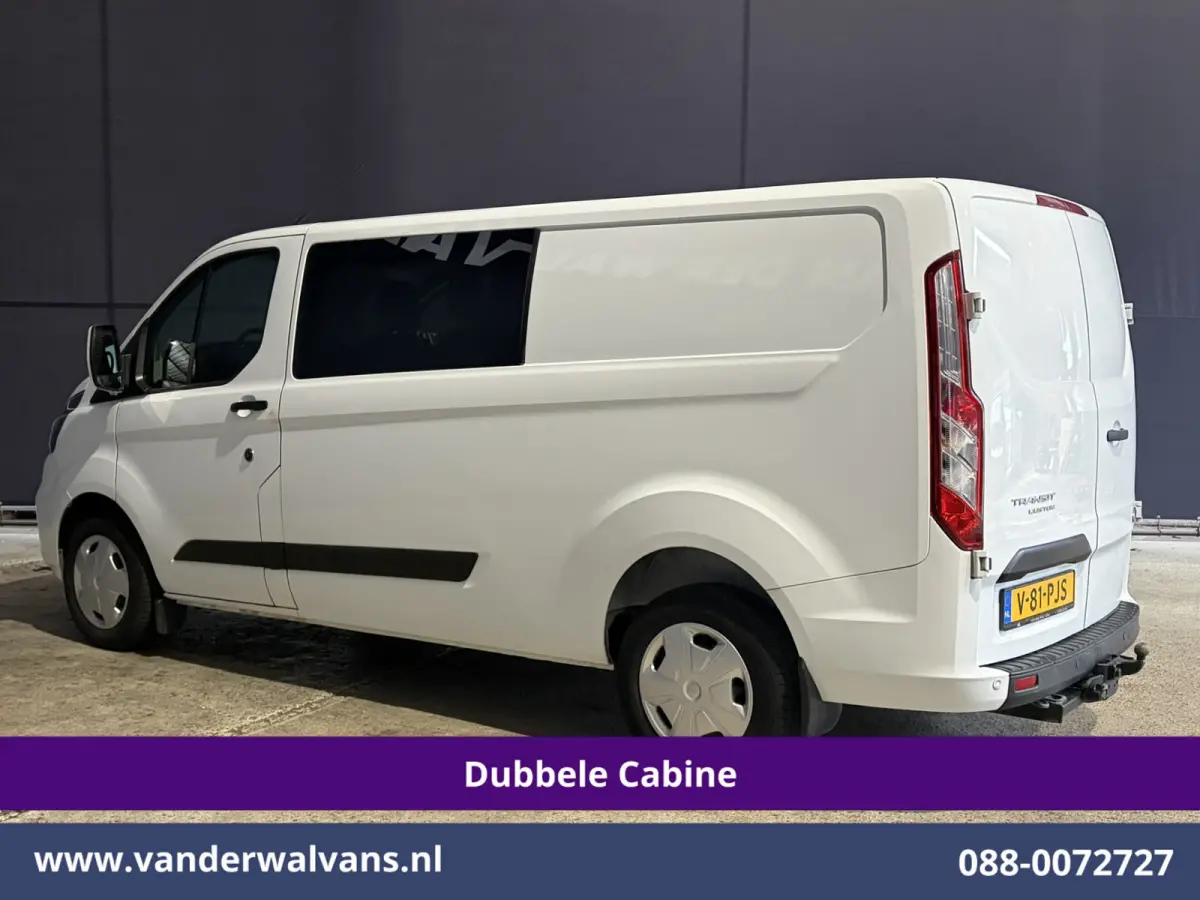2.0 TDCI 131pk L2H1 Dubbele Cabine Euro6 Airco | 6-Zits | Cruisecontrol | Trekhaak Verwarmde voorruit, Parkeersensoren