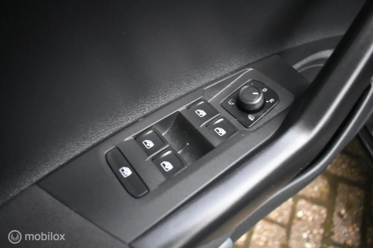 1.0 TSI Life 2022|Airco|LED|Virtual cockpit!