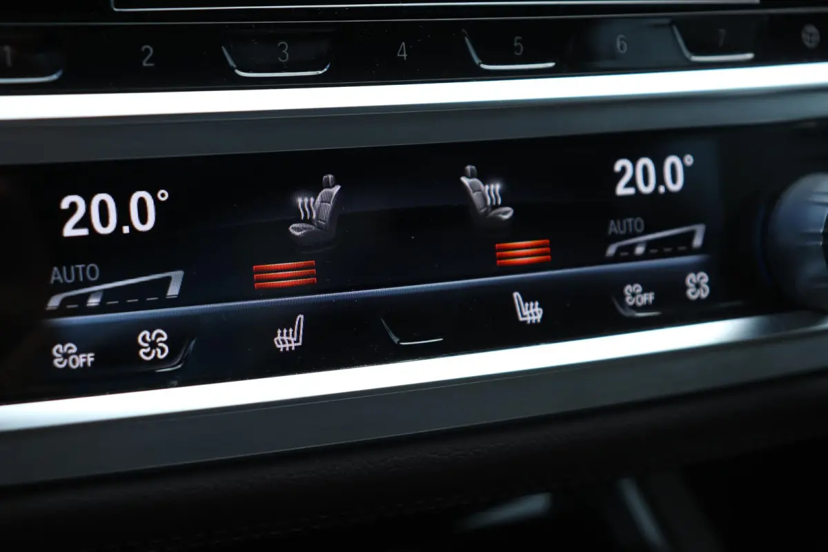 Sedan 745e | High Executive | M Sportpakket | Driving Assistant Professional | Parking Assistant Plus | Head-Up | Harman Kardon | Laserlight | Warmte Comfortpakket | Soft-Close | Comfort Acc