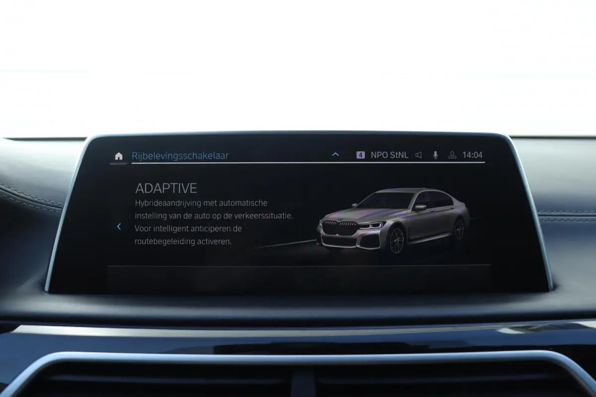 Sedan 745e | High Executive | M Sportpakket | Driving Assistant Professional | Parking Assistant Plus | Head-Up | Harman Kardon | Laserlight | Warmte Comfortpakket | Soft-Close | Comfort Acc