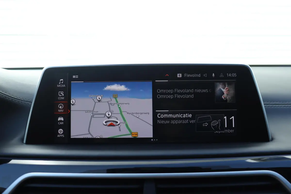 Sedan 745e | High Executive | M Sportpakket | Driving Assistant Professional | Parking Assistant Plus | Head-Up | Harman Kardon | Laserlight | Warmte Comfortpakket | Soft-Close | Comfort Acc