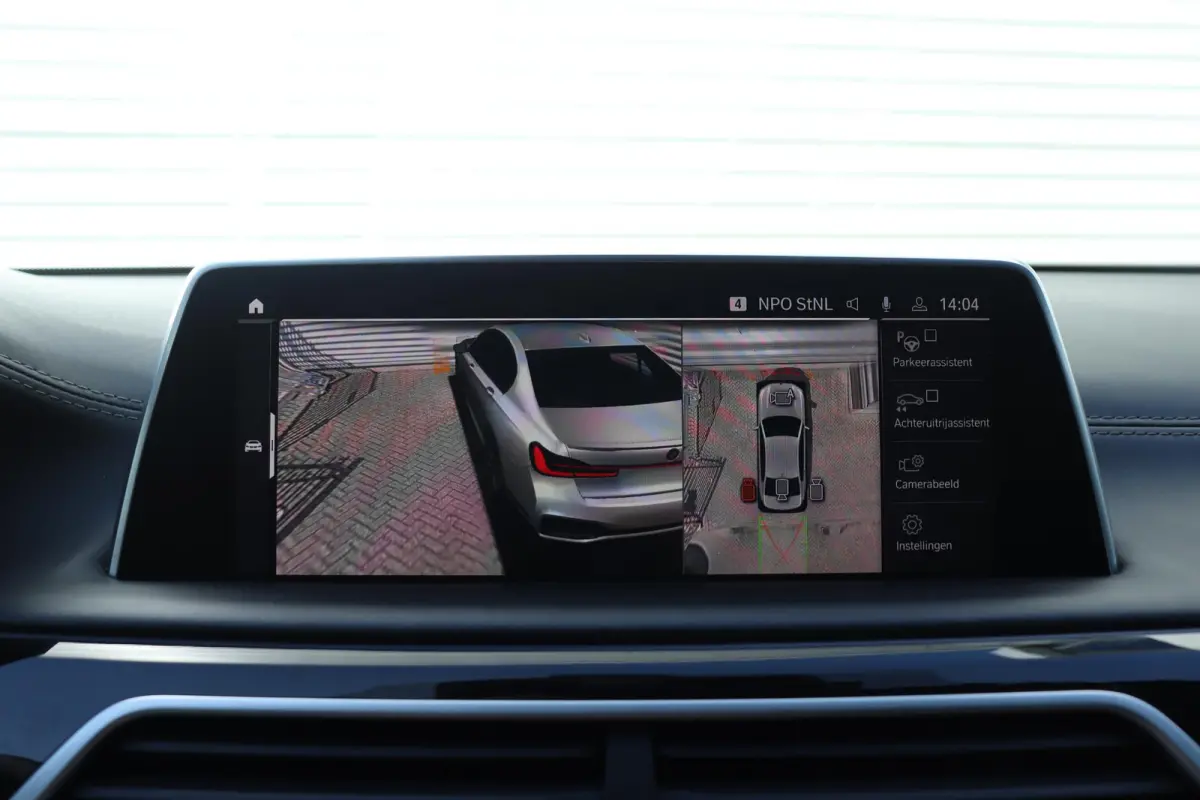 Sedan 745e | High Executive | M Sportpakket | Driving Assistant Professional | Parking Assistant Plus | Head-Up | Harman Kardon | Laserlight | Warmte Comfortpakket | Soft-Close | Comfort Acc