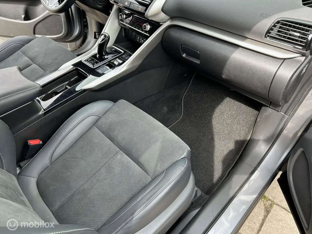 2.4 PHEV Intense +