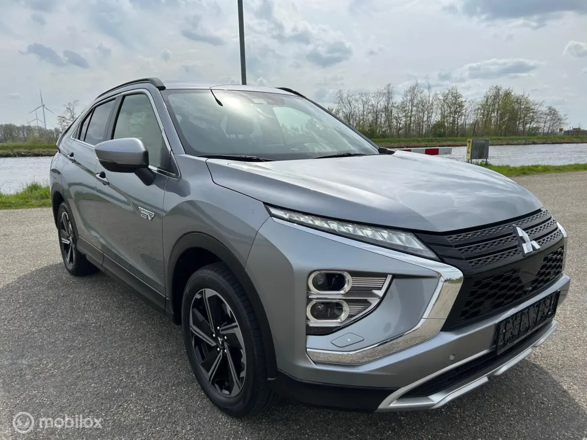 2.4 PHEV Intense +