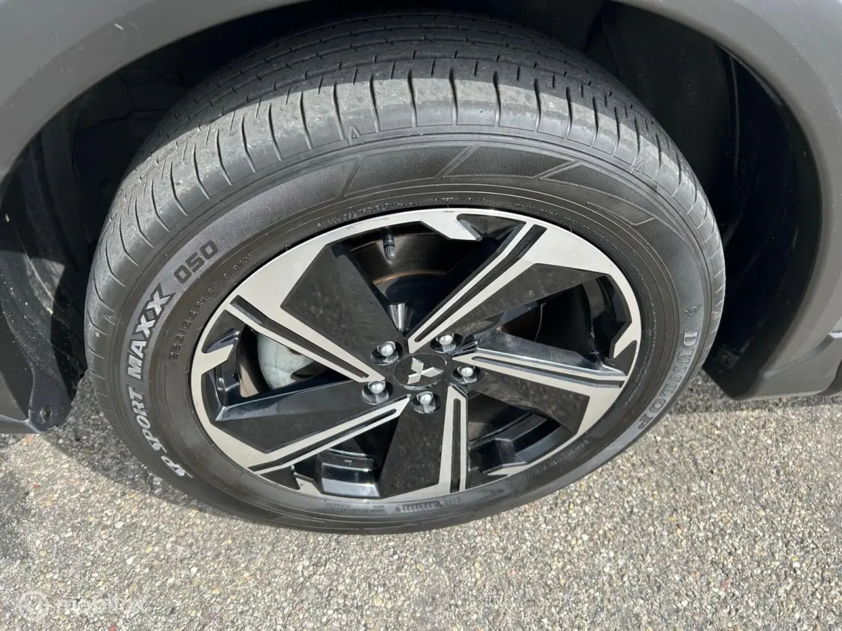 2.4 PHEV Intense +
