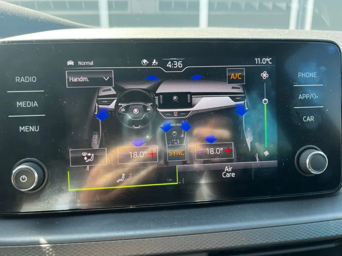 1.0TSI 110pk Sportline | Climate | Stoelverwarming | Carplay