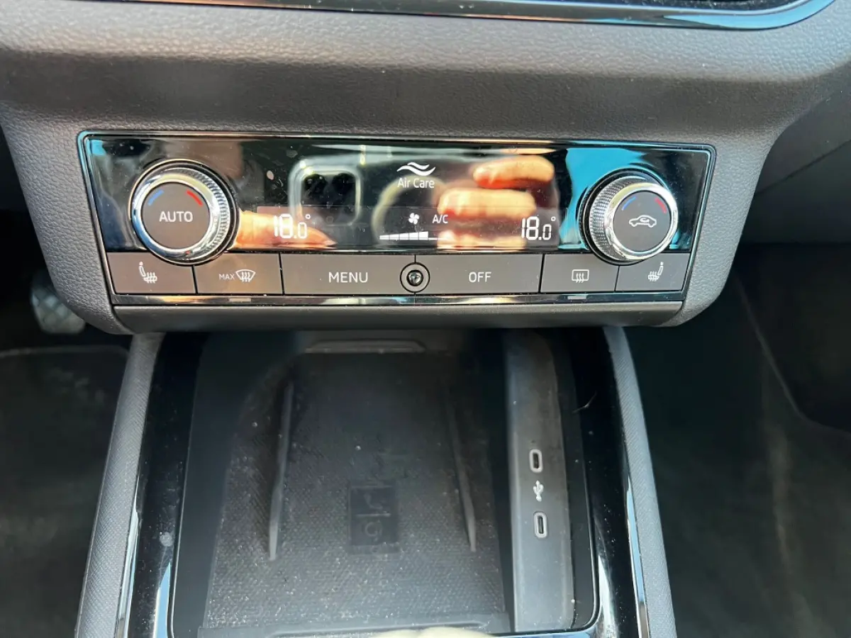 1.0TSI 110pk Sportline | Climate | Stoelverwarming | Carplay