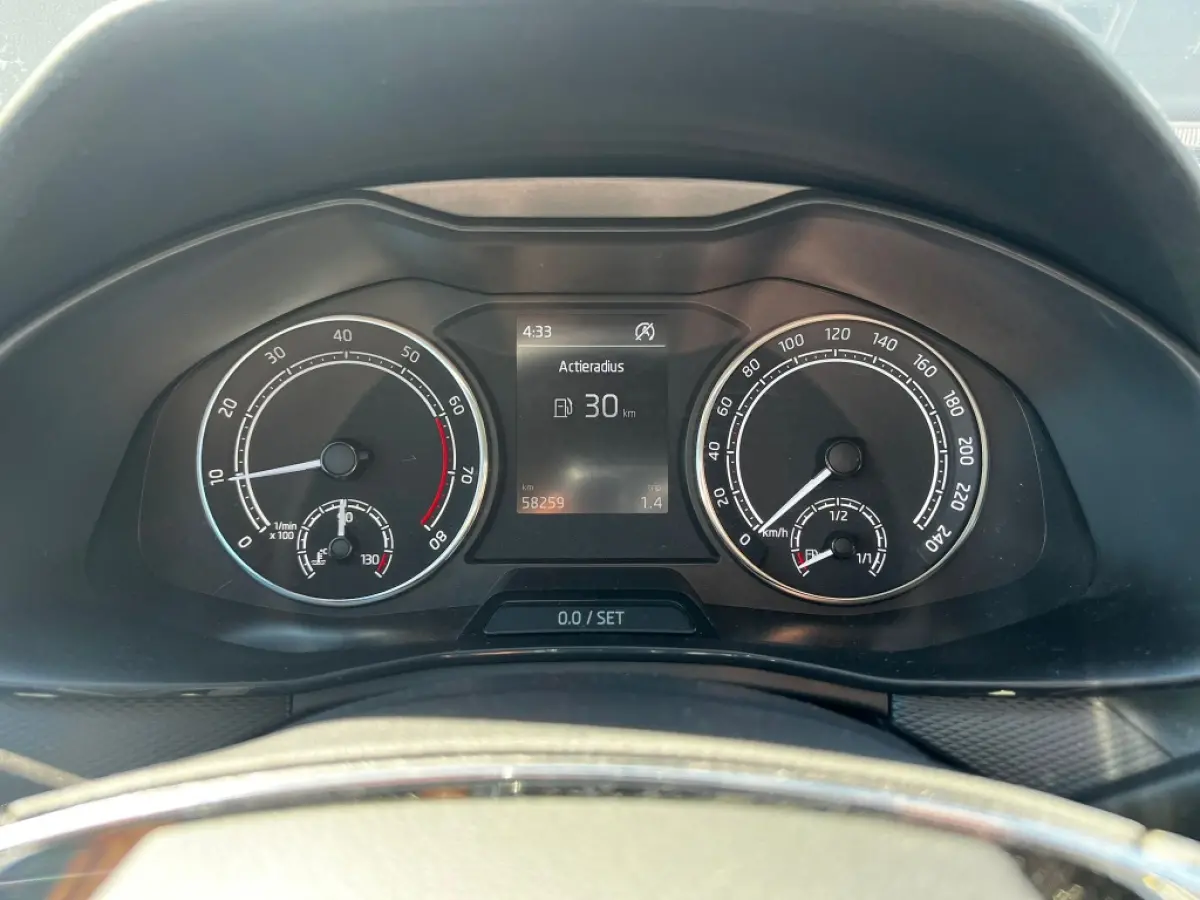 1.0TSI 110pk Sportline | Climate | Stoelverwarming | Carplay