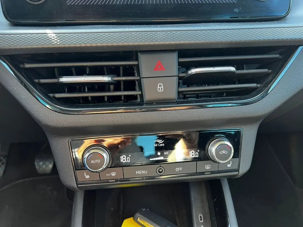 1.0TSI 110pk Sportline | Climate | Stoelverwarming | Carplay