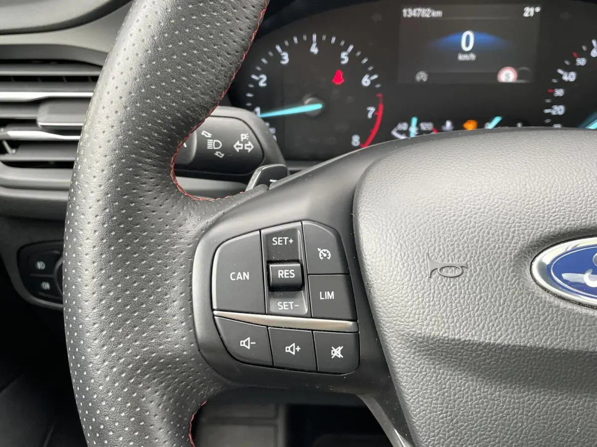 1.0 EcoBoost ST-Line|Pano|B&O|Head-Up|18"|Distr. vervangen