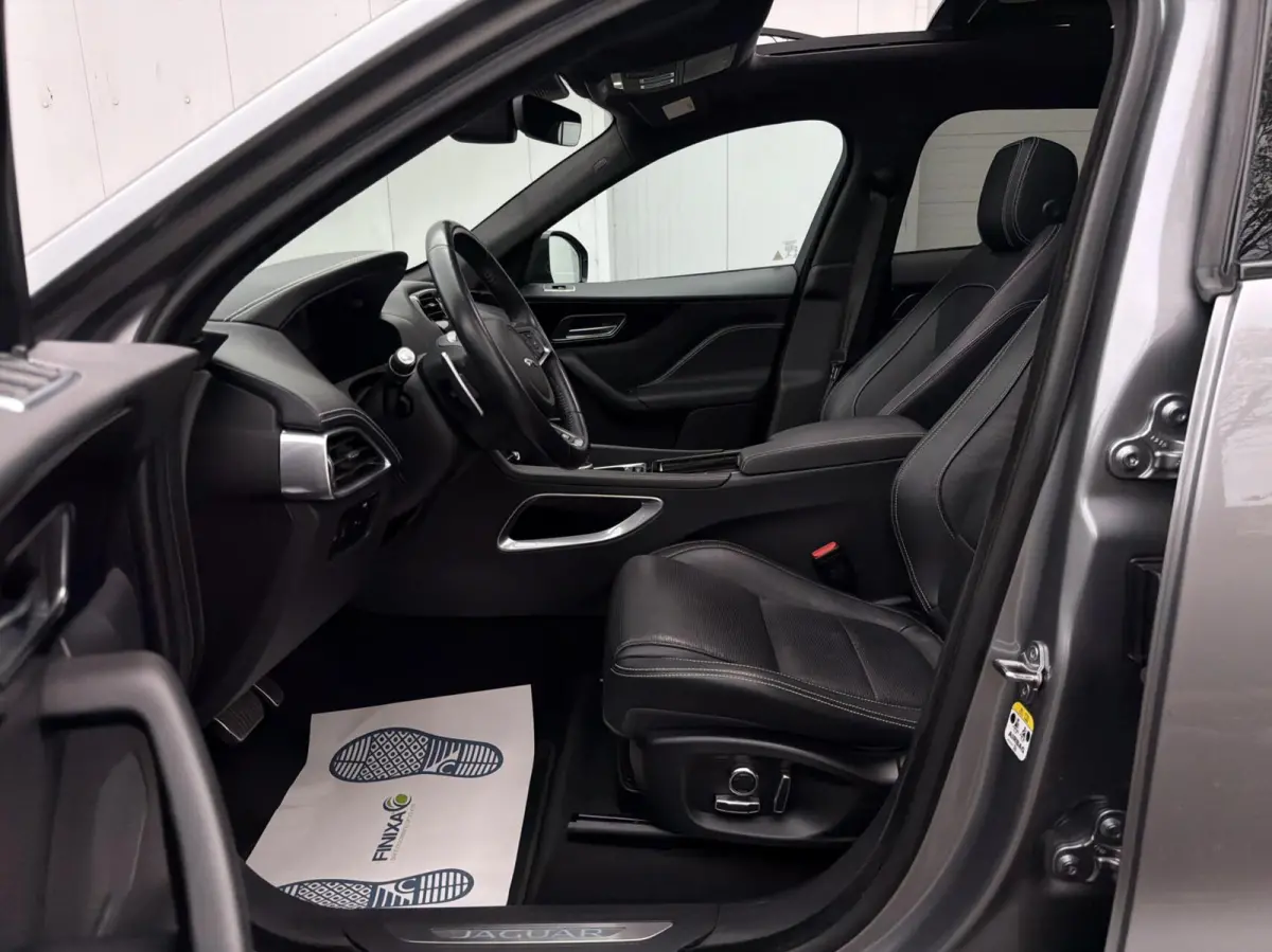 2.0t AWD R-Sport - PANO/LEER/MERIDIAN/LED/NAP