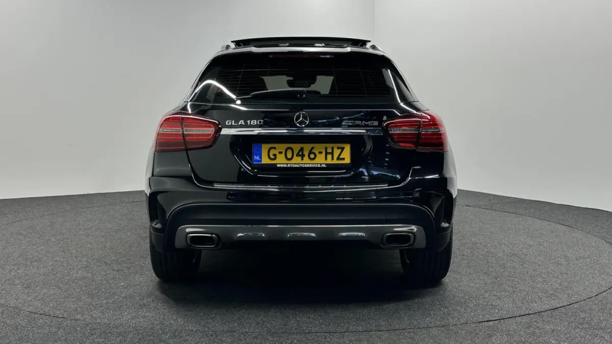 180 Business Solution AMG Limited PANO CAMERA NAVI ECC CRUISE 40000 KM.